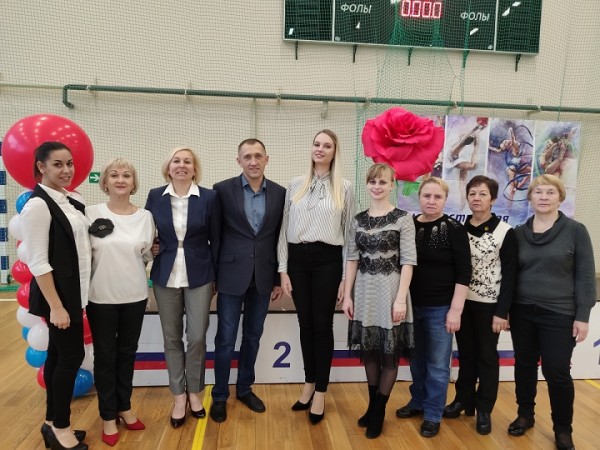 В Новомосковске прошло открытое первенство города по художественной гимнастике