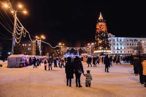 Новомосковск и область готовятся к Новому году