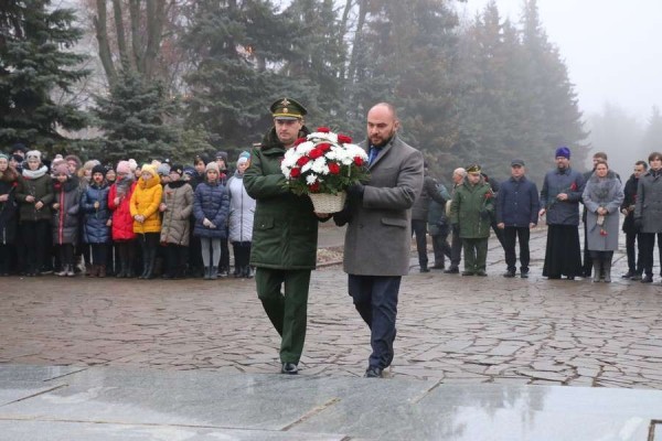Новомосковцы отметили 78-ю годовщину освобождения города от немецко-фашистских захватчиков