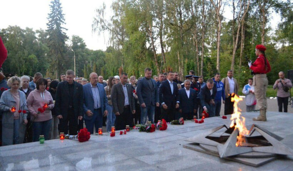 «Свеча памяти» зажжена в Новомосковске в очередной раз